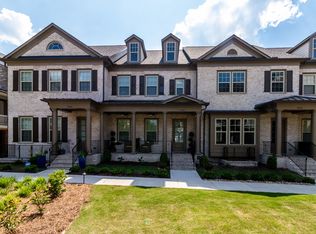 7023 Richwood Cir, Roswell, GA 30076