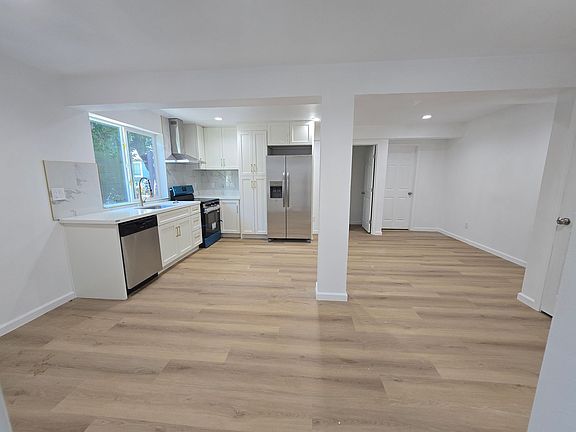 2nd image of 5534 Jefferson Ave