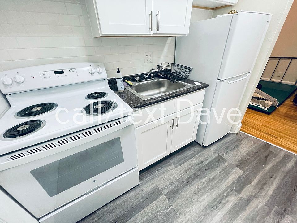 1st image of 33 Lancaster Ter APT 206
