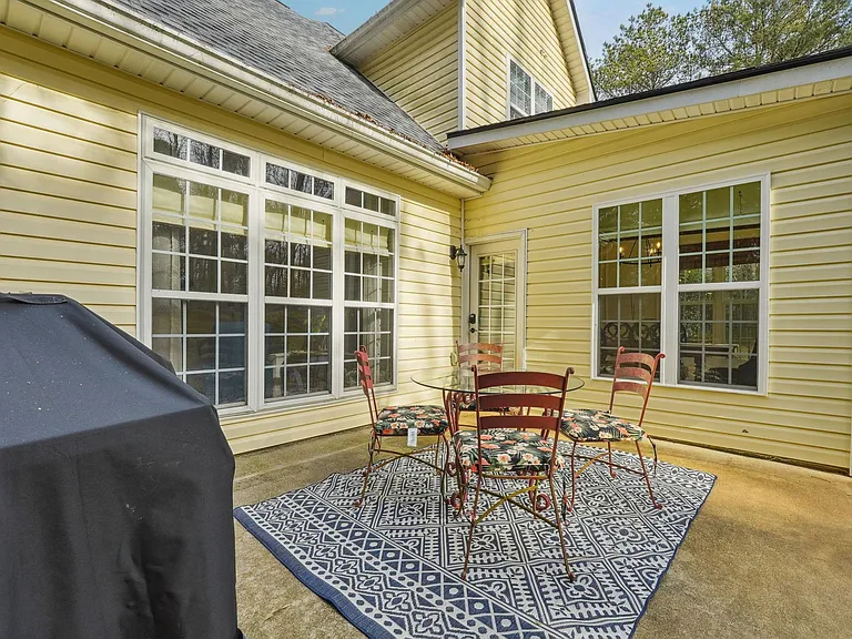 135 Farr Lake Dr — Photo 40