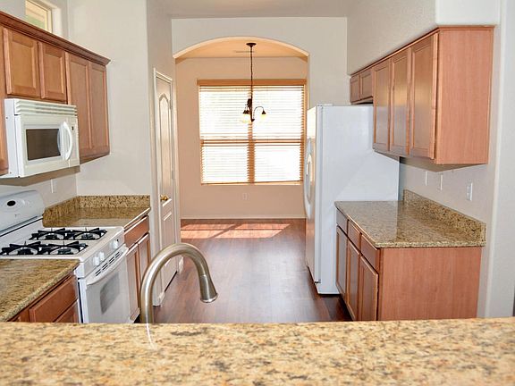 1516 Peppoli Loop (5)