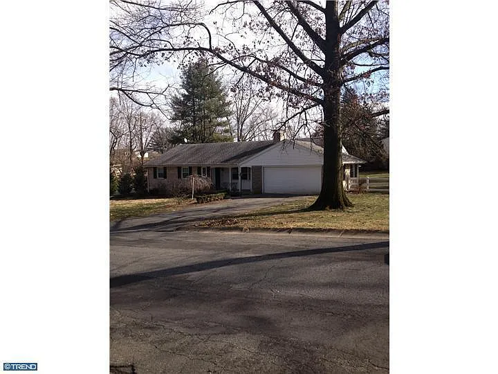1618 Farr Rd photo 1