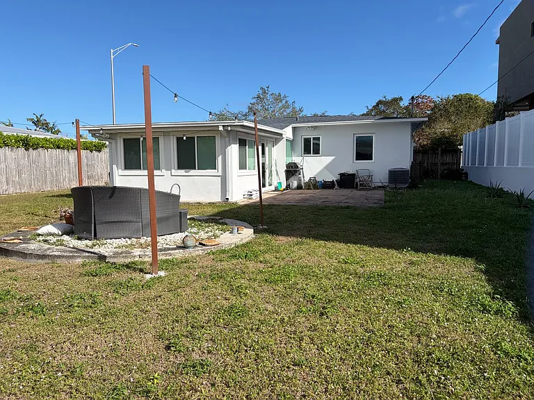 1531 NE 15th Ave — Photo 22