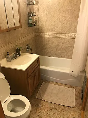 Rented by Apple Exclusive Realty Inc | media 28