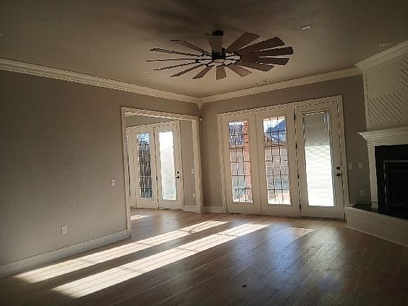 4th image of 5216 S Sloan Cir