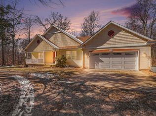 6425 Kottler Dr, Holland, MI 49423