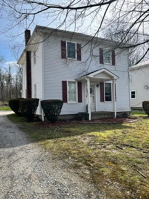 2 bed, 725 sqft, $1,000 — Photo 1
