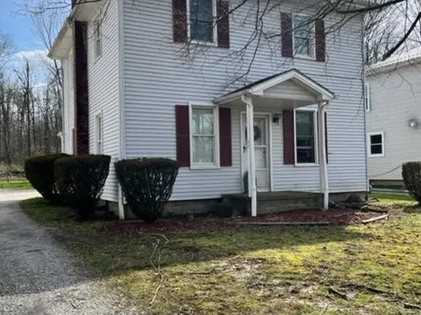 27 W Woodland Ave #B, Columbiana, OH 44408