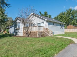 35 Beech Glen Dr, Black Mountain, NC 28711