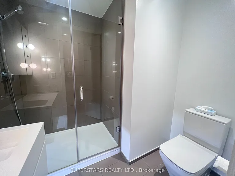 45 Charles St E #3509 — Photo 9