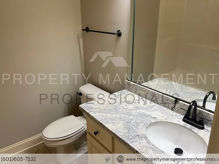 116 Cedar Green Dr — Photo 29