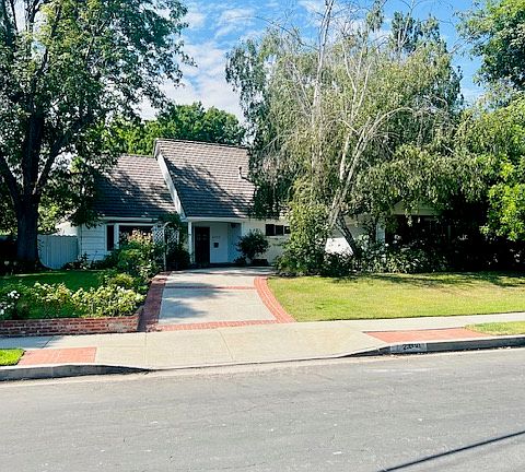 2nd image of 23310 Mariano St