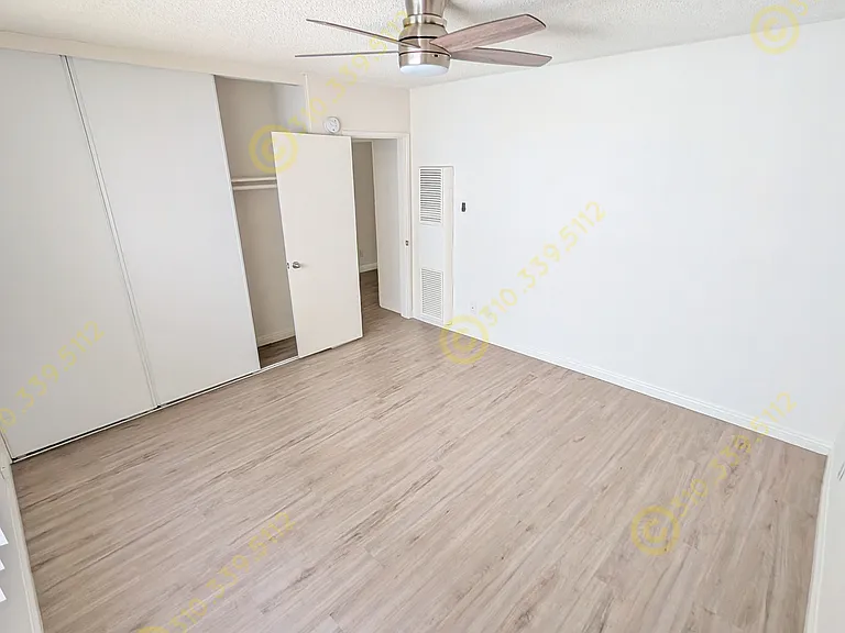 1517 Beloit Ave #2 — Photo 13