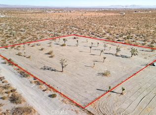 12575 Buckwheat Rd, Phelan, CA 92371