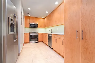 Rented by Manhattan Boutique Real Estate