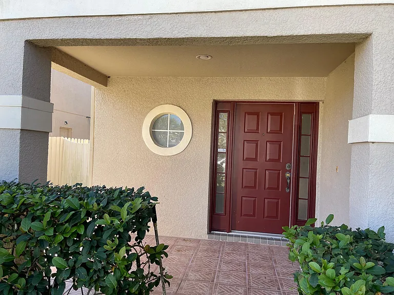 1746 Mandavilla Dr — Photo 5