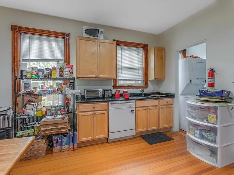 121 Calumet St #3 — Photo 2
