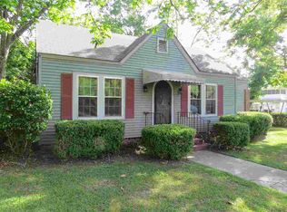 14 W Liberty St, Mc Rae Helena, GA 31055