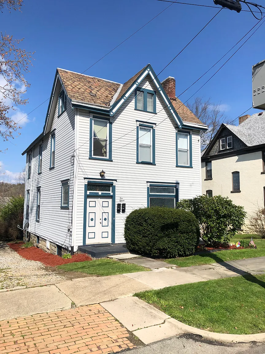 515 5th St photo 1