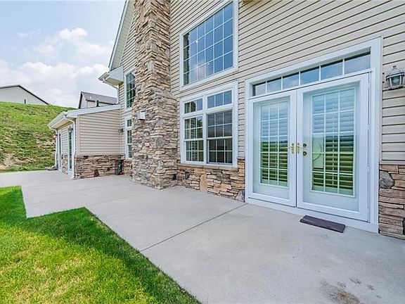 5th image of 1087 Ashfield Way