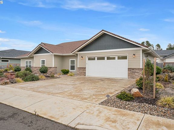 3rd image of 4080 Caddington Ln
