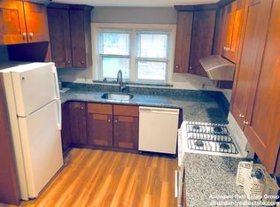 102 Withington Rd #2, Newtonville, MA 02460
