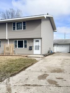 1218 20th St N, Moorhead, MN, 56560
