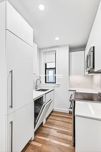 12 Elko St #3T Photo 1