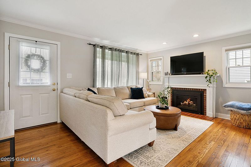 5th image of 116 Willow Lane