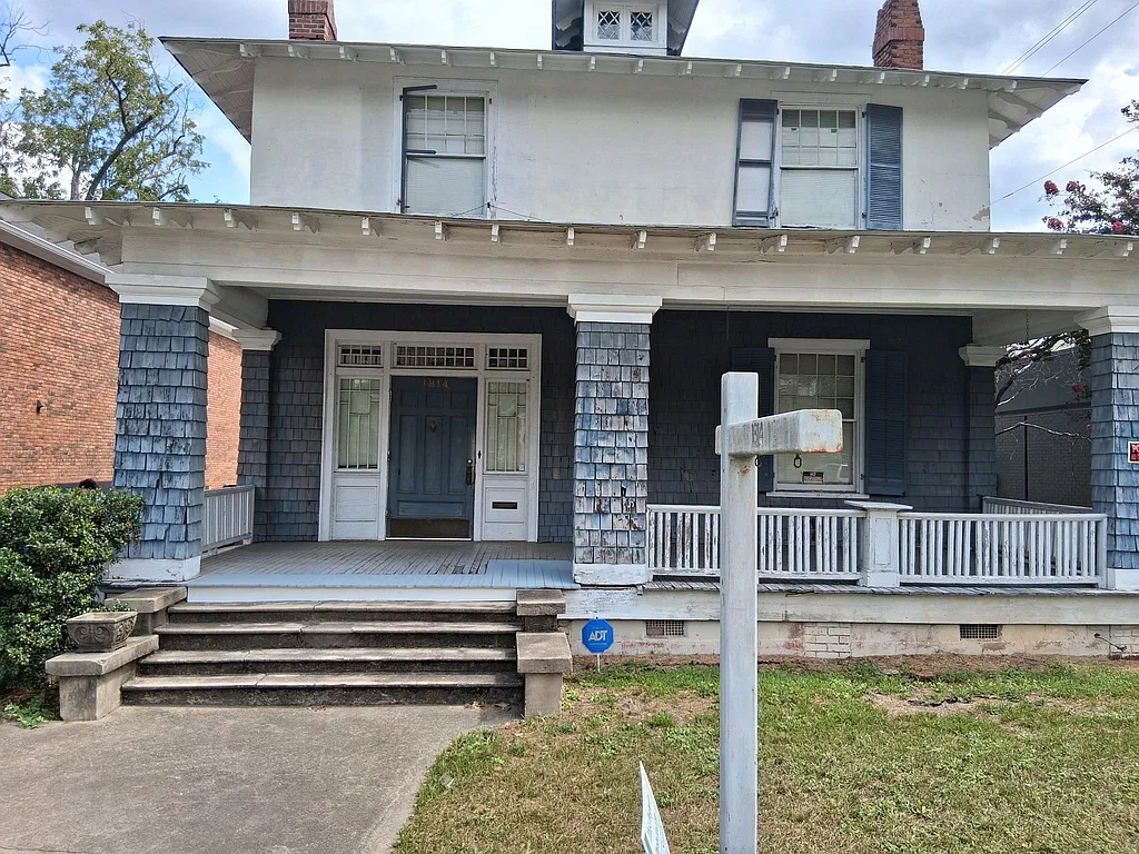 Property main image