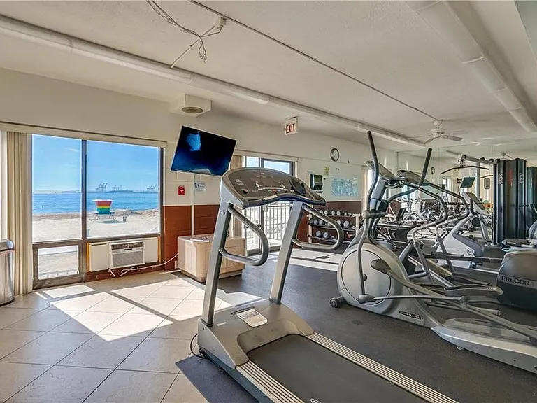 1750 E Ocean Blvd #707 — Photo 38