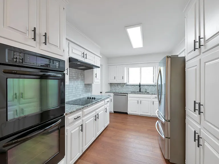2127 Tanglewood Dr #D — Photo 12