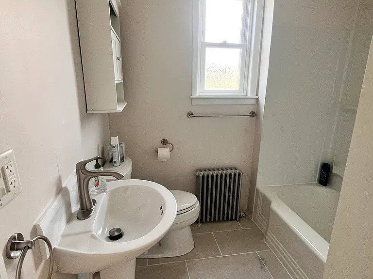 323 Prospect St #1 — Photo 7