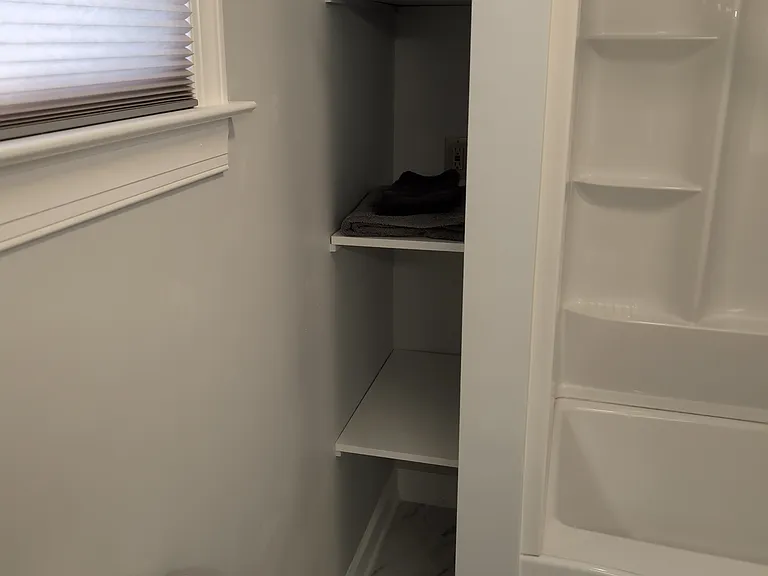 660 Emily Ln — Photo 12