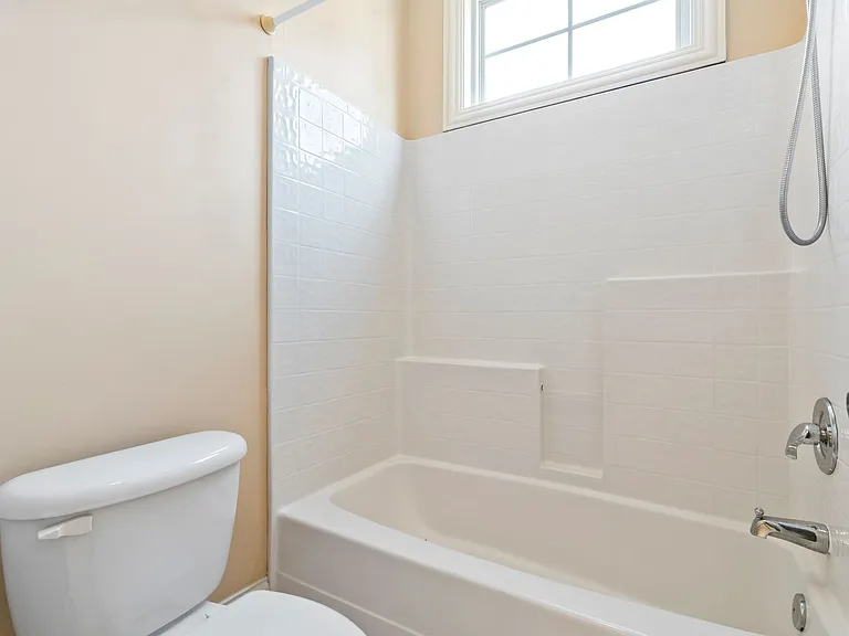 2686 Medina Ct — Photo 86