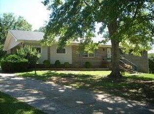 100 Woodcrest Dr, Griffin, GA 30223