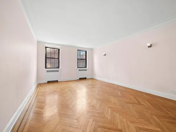 50 Park Ter W APT 1B, New York, NY 10034