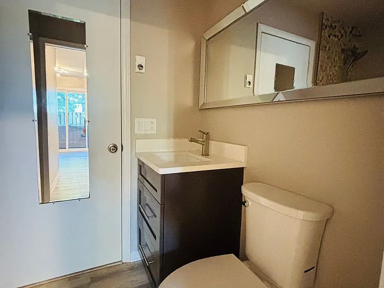 2508 Ridge Rd — Photo 4