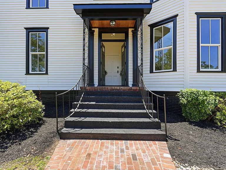405 Perry Ave #2 — Photo 15