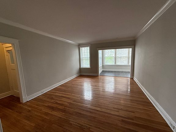 3rd image of 701 Limit Ave APT 3S