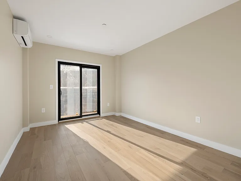 458 Decatur St #3 — Photo 7