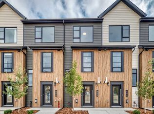 199 W Sage Hill Hts NW #605, Calgary, AB T3R2E5