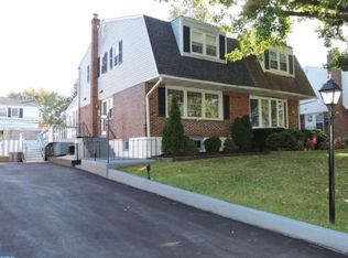 1443 Grace Rd, Swarthmore, PA 19081