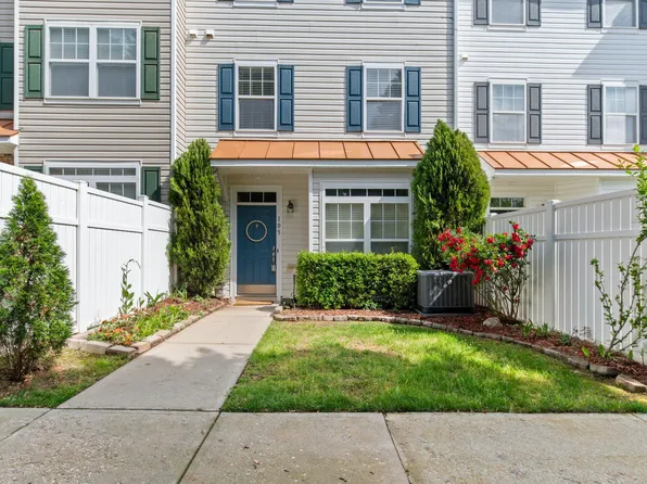 2210 Raven Rd Unit 105, Raleigh, NC 27614