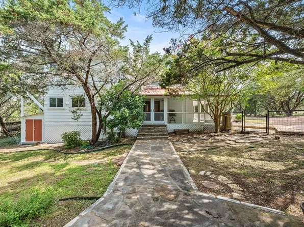 131 Belle Dr, Wimberley, TX 78676