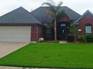 138 Dove Trl, Richwood, TX 77531