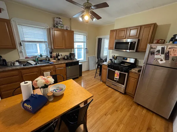 294 Highland Ave APT 3, Somerville, MA 02144