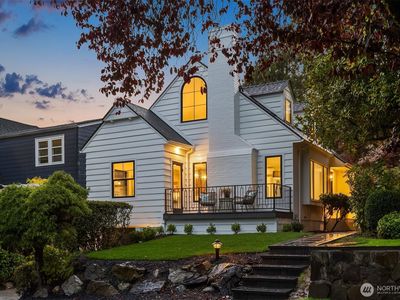 4318 NE 41st Street, Seattle, WA, 98105