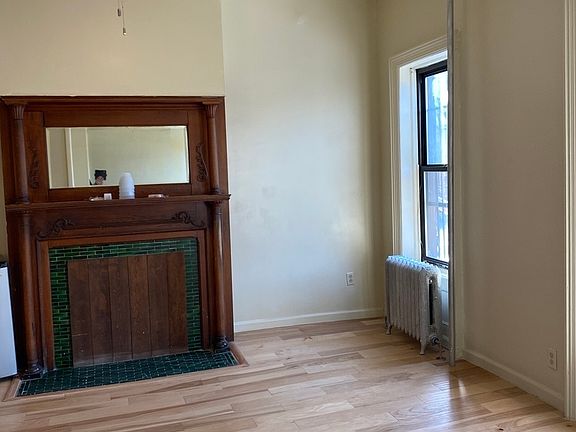 4th image of 626 2nd St #C8