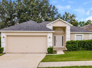 2406 Foxhollow Rd, Tavares, FL 32778